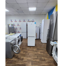 Холодильник Beko CSMV 5270MC0 W