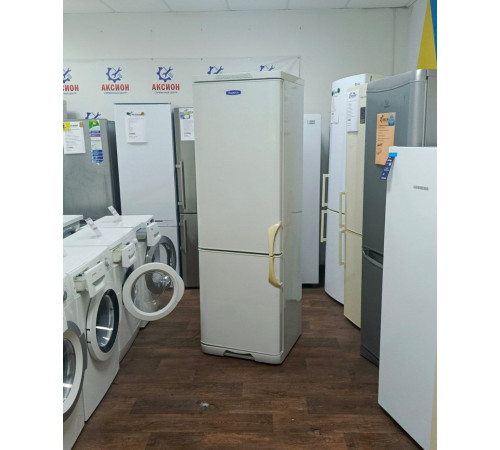 Холодильник  Бирюса 130S